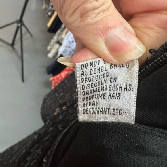 Ieena For Mac Duggal Black Sequin Faux Wrap Gown Size 10 NWT - Picture 3 of 13